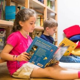 Bücherei Grundschule Seligenthal